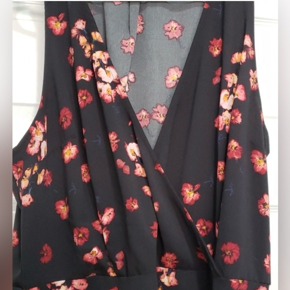 A New Day Sleeveless V-neck Black Floral Mini Dress Size M - Picture 4 of 8